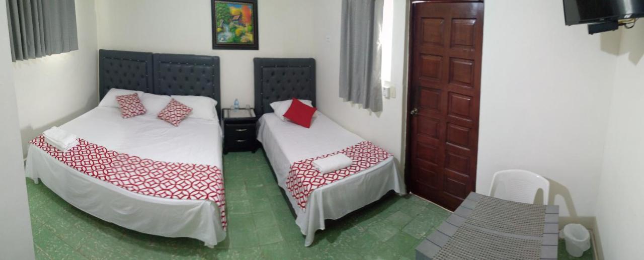 Arboleda Hostal サントドミンゴ エクステリア 写真